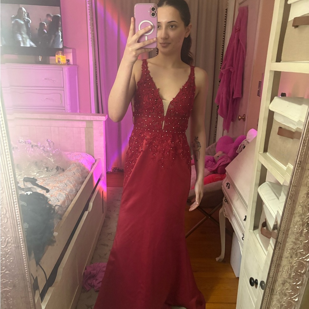 Elegant Red Evening Gown